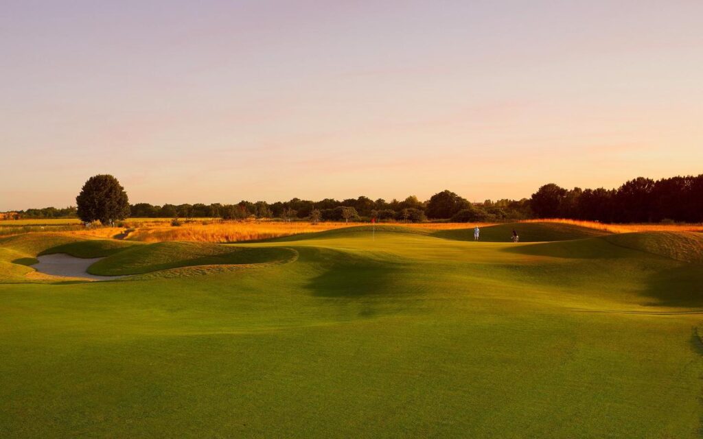 18 holes: geel ⇄ rood
